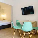 Amazing Views Beachfront With Swimming Pool Apartamento Benalmádena